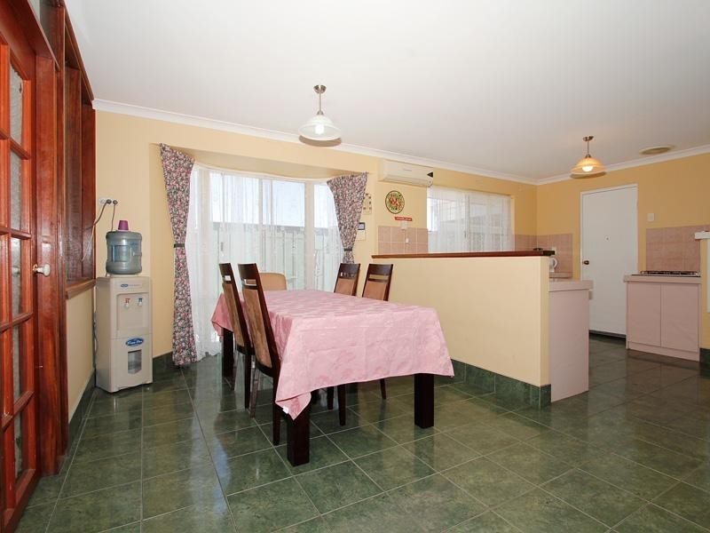 40 Leatherwood Way, Huntingdale WA 6110