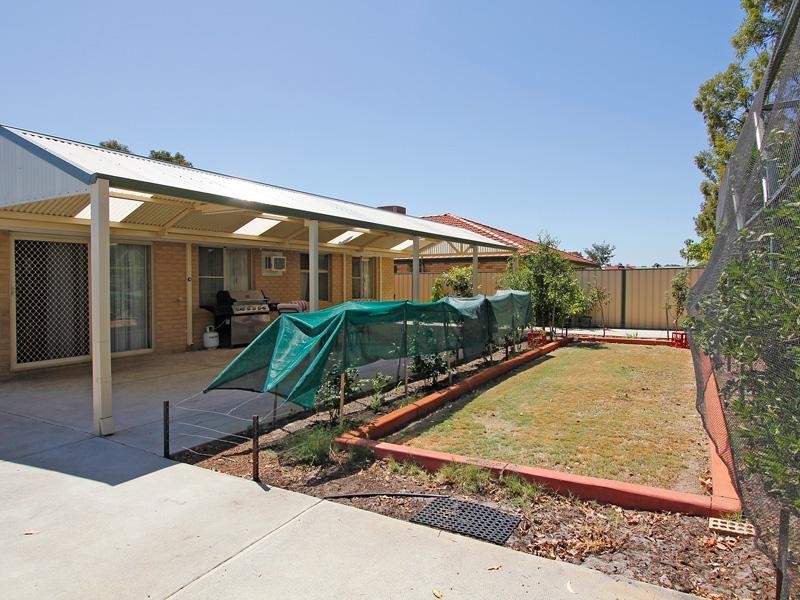 40 Leatherwood Way, Huntingdale WA 6110