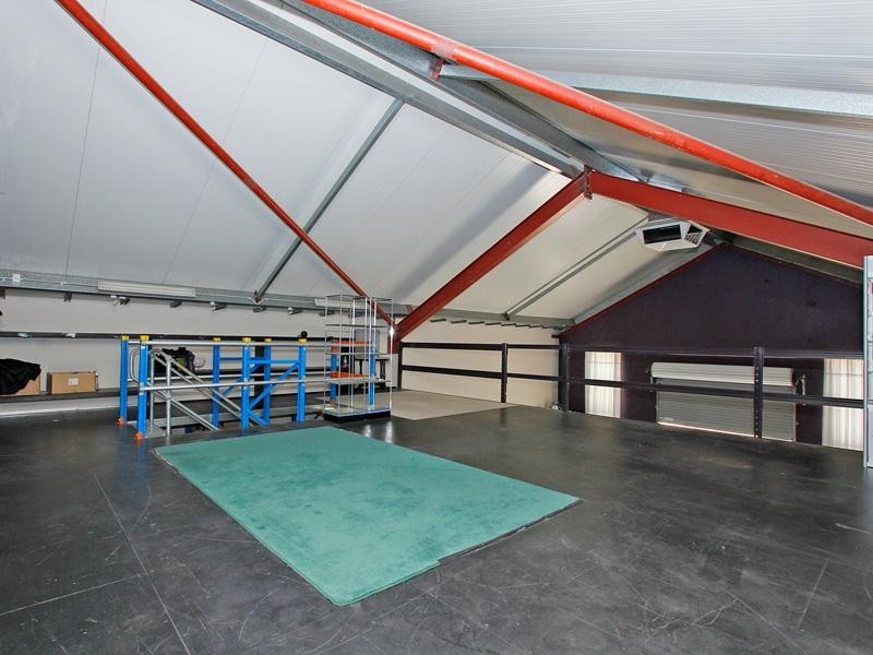 2/9 Capel Court, Bentley WA 6102