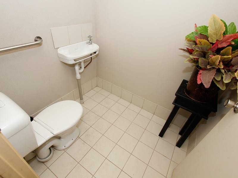 2/9 Capel Court, Bentley WA 6102