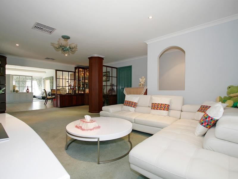 17 The Haven, Canning Vale WA 6155