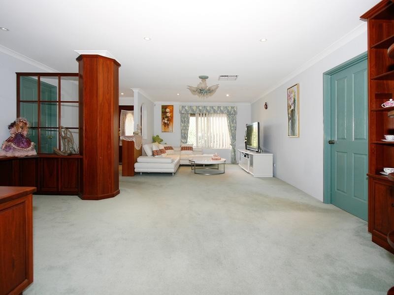 17 The Haven, Canning Vale WA 6155