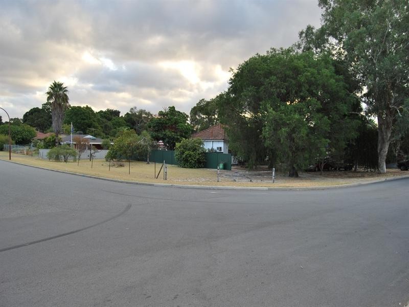 23 Terence Street, Gosnells WA 6110