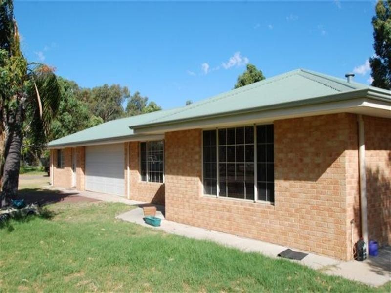 7 Balannup Road, Harrisdale WA 6112