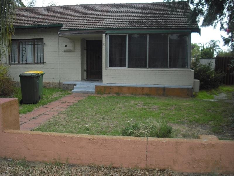 1 Railway Avenue, Kelmscott WA 6111