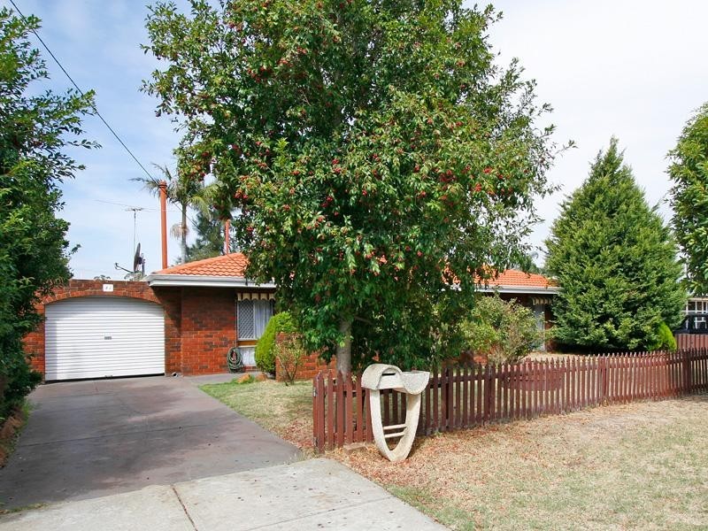 42 Virgilia Way, Forrestfield WA 6058