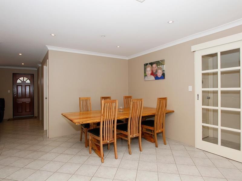 9 Millbrace Glen, Byford WA 6122