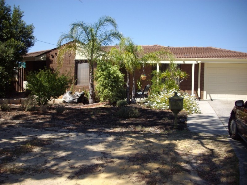 4 Jarrah Grove, Gosnells WA 6110