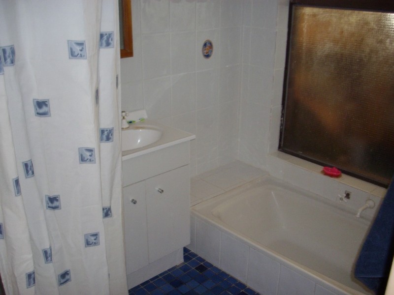 4 Jarrah Grove, Gosnells WA 6110