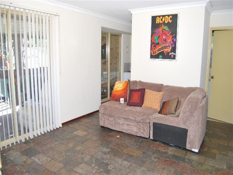 14 Sandridge Street, Gosnells WA 6110