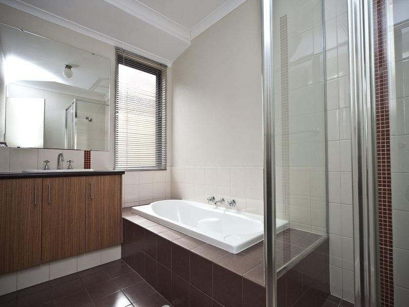 11 Daleford Way, Southern River WA 6110