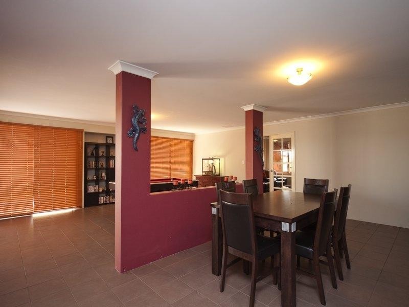 11 Daleford Way, Southern River WA 6110