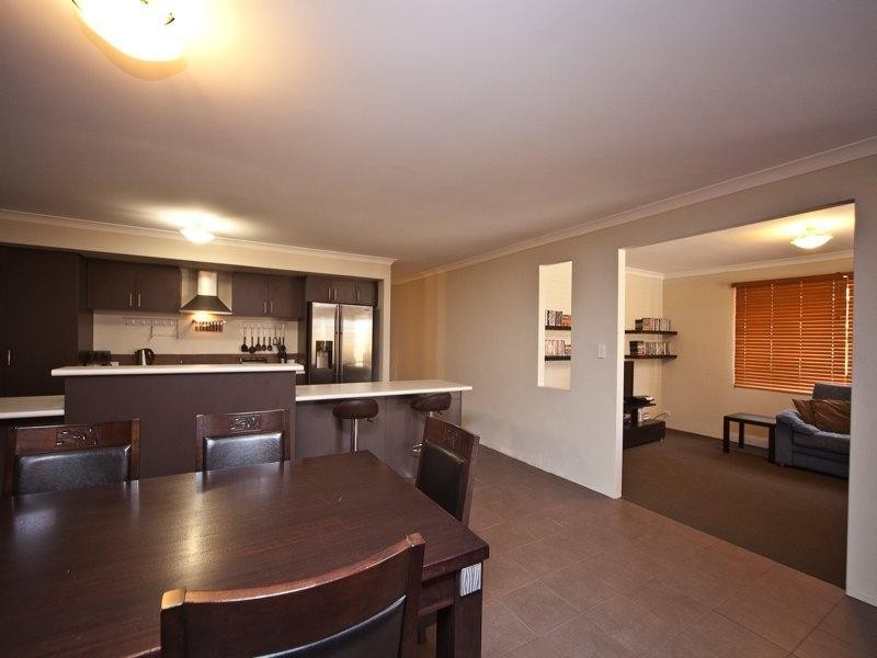 11 Daleford Way, Southern River WA 6110