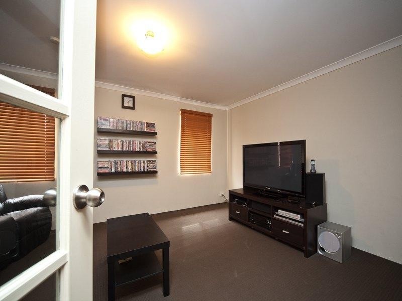 11 Daleford Way, Southern River WA 6110