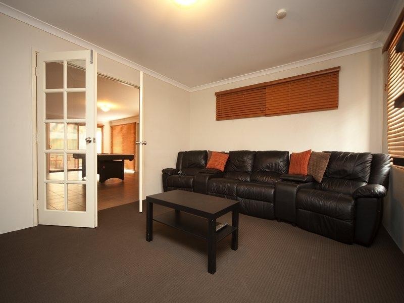 11 Daleford Way, Southern River WA 6110