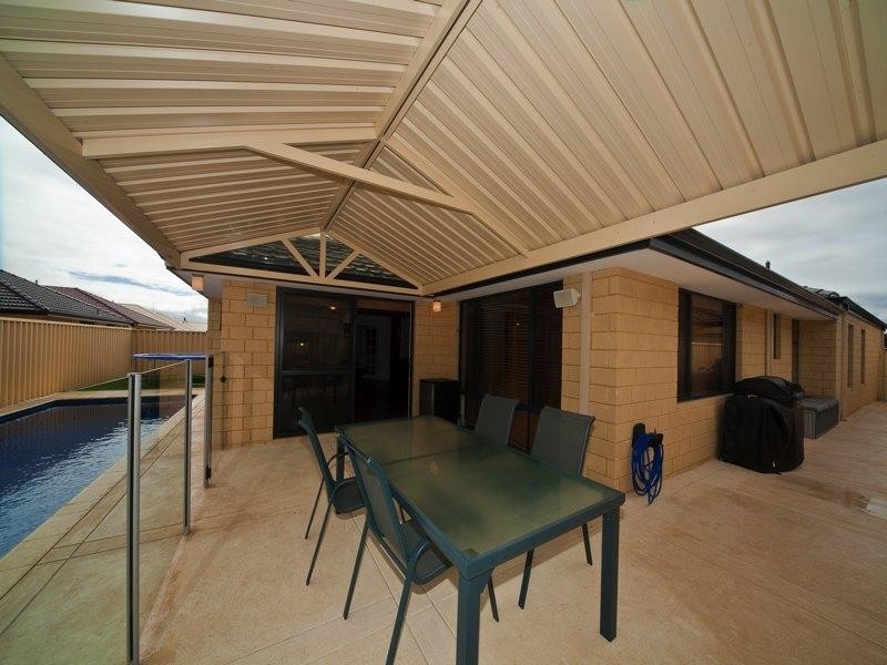 11 Daleford Way, Southern River WA 6110