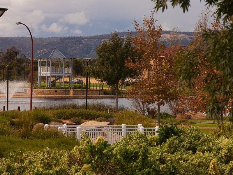 11 Daleford Way, Southern River WA 6110