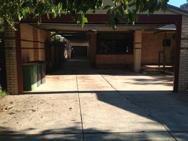 117 Wheatley Street, Gosnells WA 6110