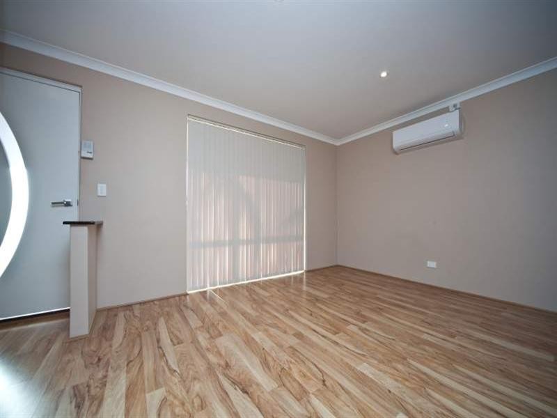 154 Harpenden Street, Huntingdale WA 6110