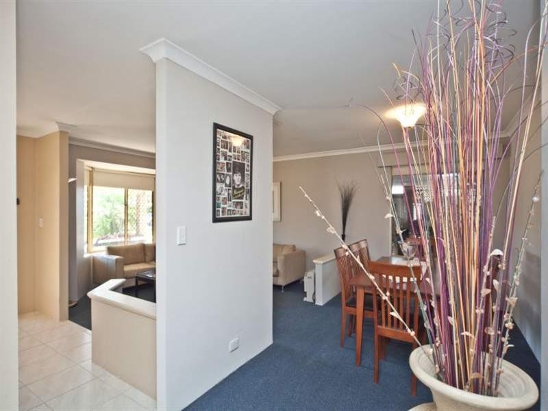 53 Tea Tree Way, Thornlie WA 6108