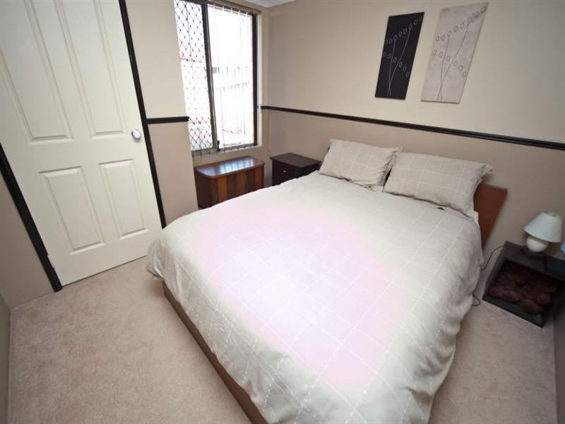 53 Tea Tree Way, Thornlie WA 6108