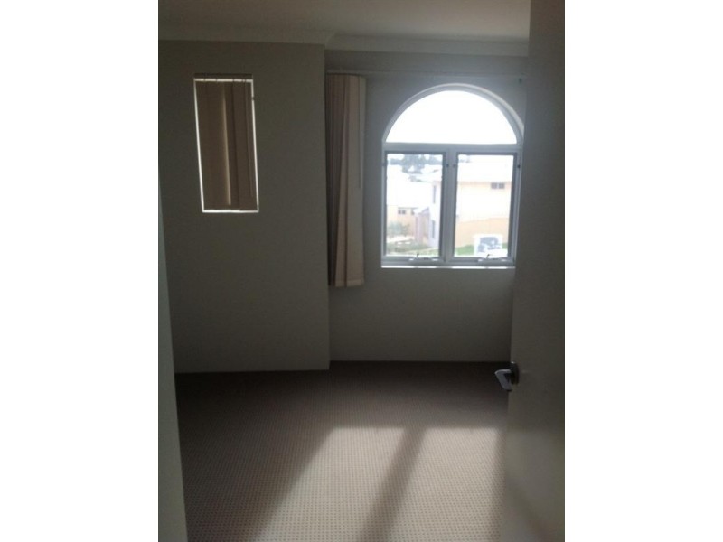 9 Vickridge Close, Beaconsfield WA 6162