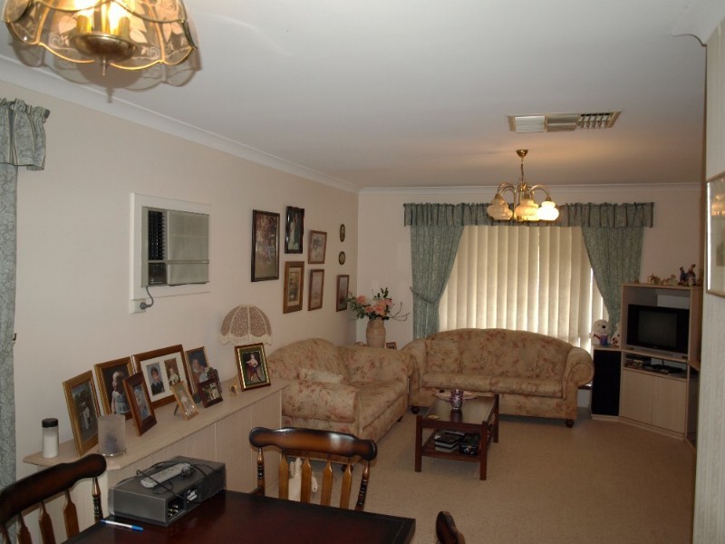 5 Carrick Road, Mount Richon WA 6112