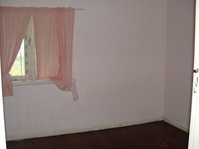 10 Derisleigh Street, Cannington WA 6107