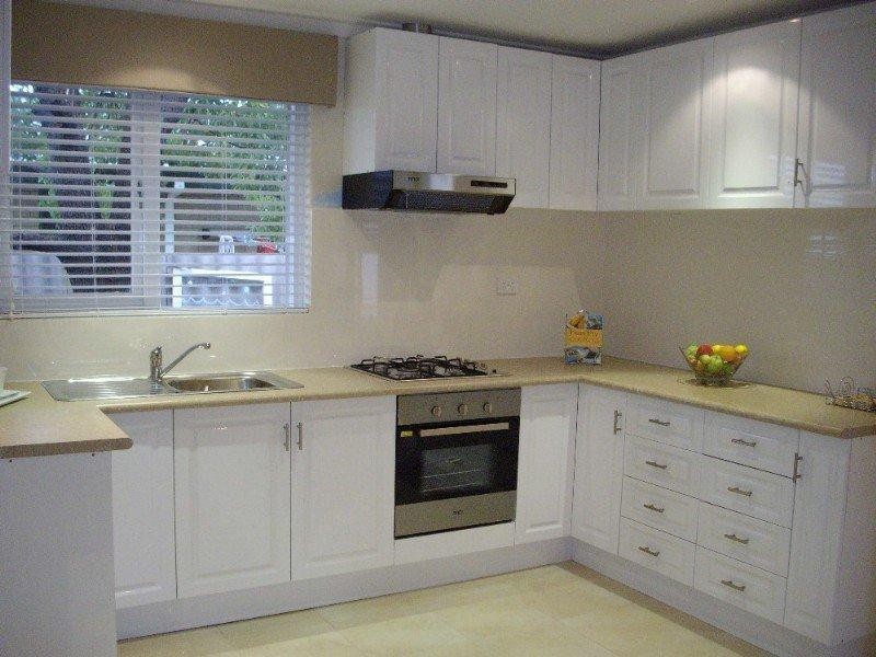 8 Watsonia Street, Maddington WA 6109