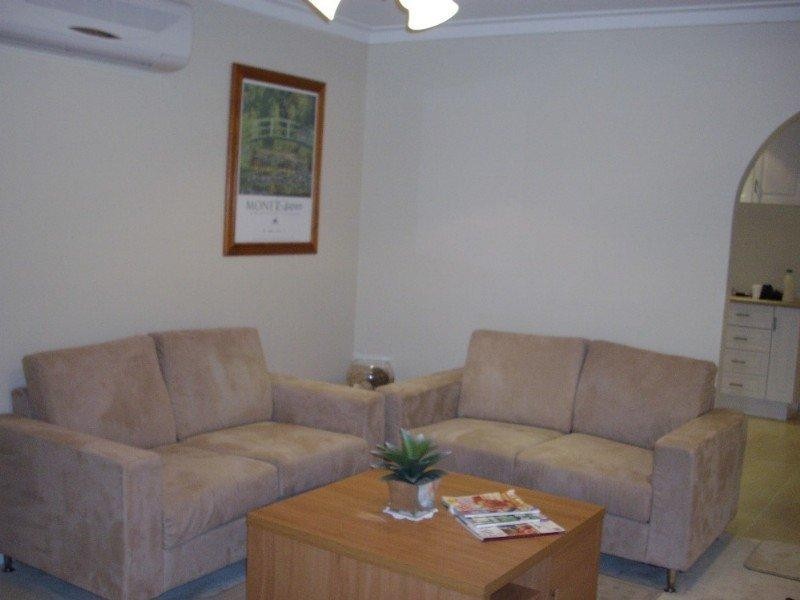 8 Watsonia Street, Maddington WA 6109