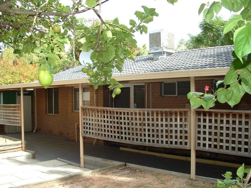 12 Lubberdina Court, Gosnells WA 6110