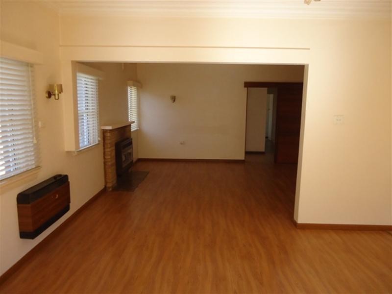 98 Cowper Street, Goulburn NSW 2580