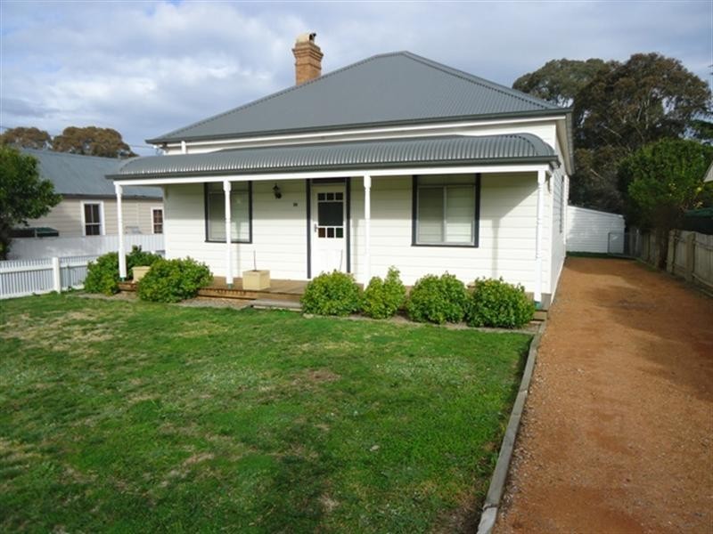 35 Reign Street, Goulburn NSW 2580