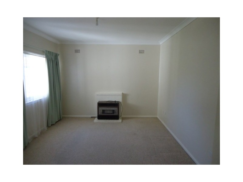 15 Godfrey Street, Goulburn NSW 2580