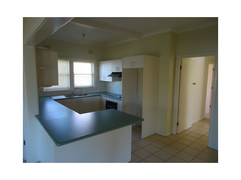 15 Godfrey Street, Goulburn NSW 2580