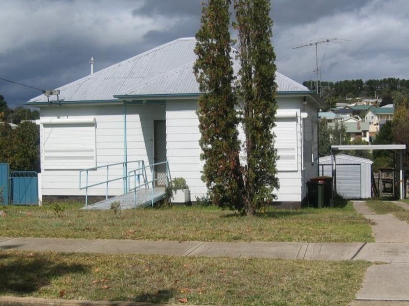 27 Kelso Street, Goulburn NSW 2580