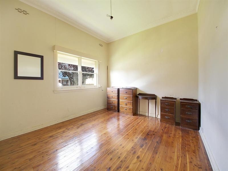 16 Opal Street, Goulburn NSW 2580