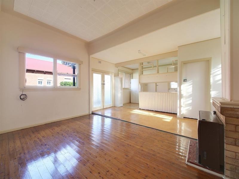 16 Opal Street, Goulburn NSW 2580