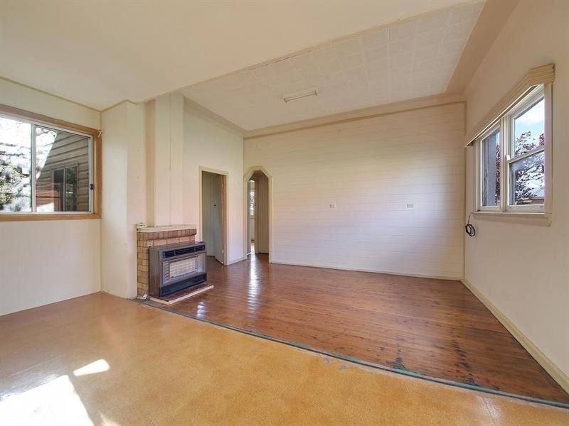 16 Opal Street, Goulburn NSW 2580