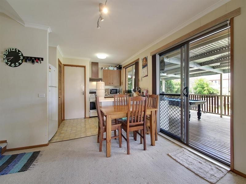 7 Yarrowlow Street, Goulburn NSW 2580