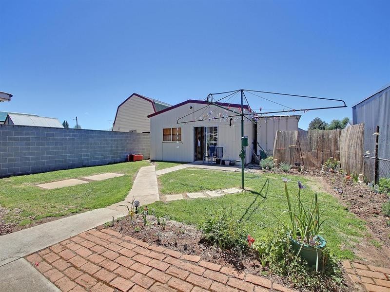 36 Marsden Street, Crookwell NSW 2583