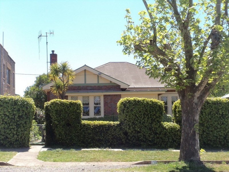 82 Deccan Street, Goulburn NSW 2580