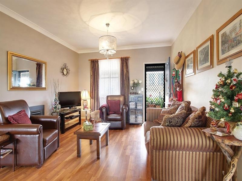 21 Reynolds Street, Goulburn NSW 2580