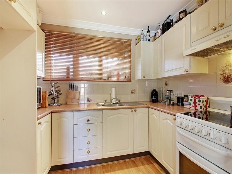 15 Caoura Crescent, Goulburn NSW 2580