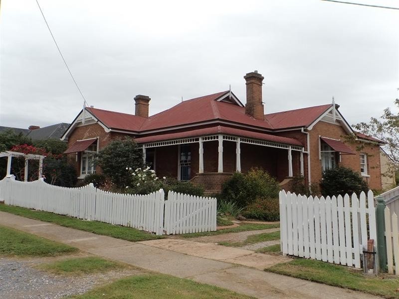 68 Cowper Street, Goulburn NSW 2580