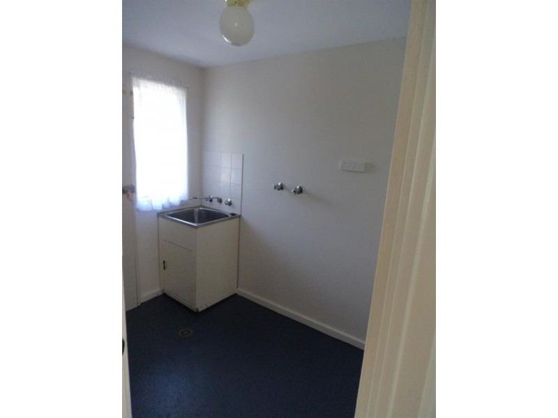 20 Strathallan Crescent, Goulburn NSW 2580