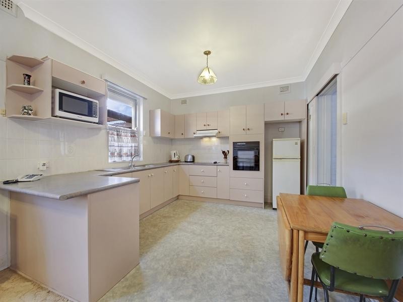 52 Victoria Street, Goulburn NSW 2580