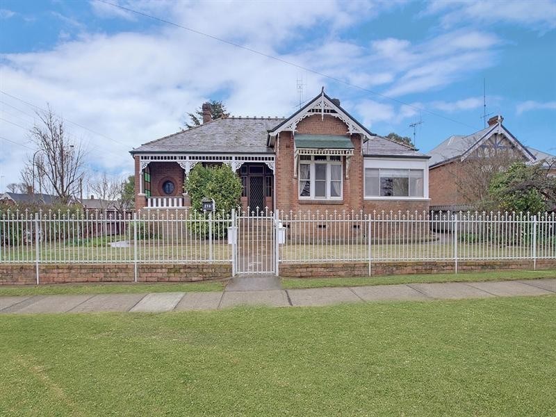 216 Cowper Street, Goulburn NSW 2580