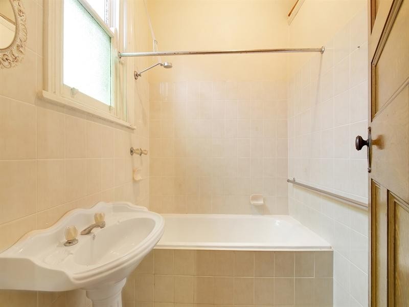 216 Cowper Street, Goulburn NSW 2580