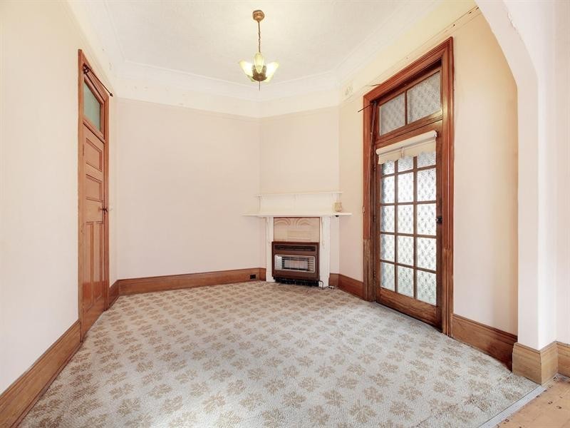 216 Cowper Street, Goulburn NSW 2580